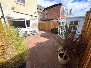 Photo 22- click for photo gallery